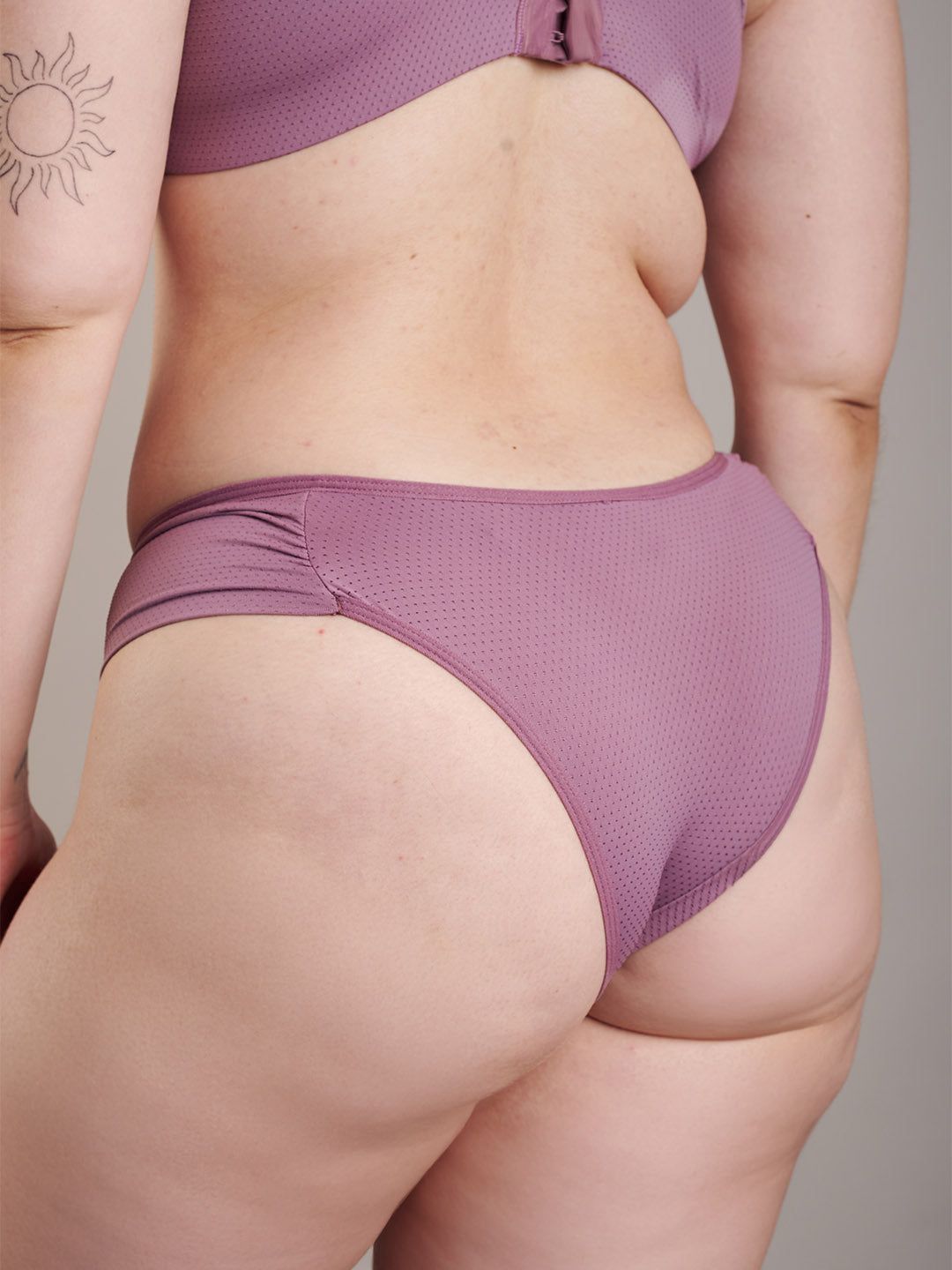 Calcinha Lateral Franzida Biquíni Satin