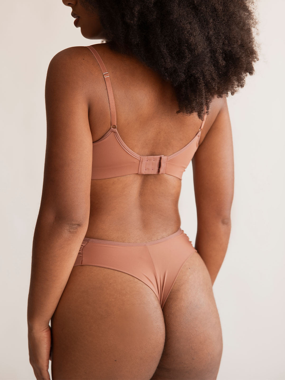 Calcinha Lateral Franzida Fio Bronze